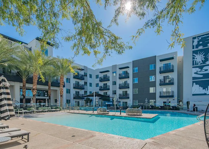 Rooftop Deck, Heated Pool Nearby Golf & Sun Stay * Scottsdale