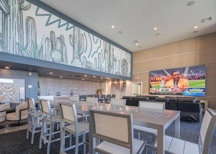 Rooftop Deck, Heated Pool Nearby Golf & Sun Stay Apartment
