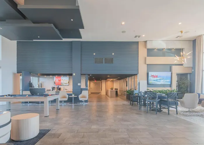 Rooftop Deck, Heated Pool Nearby Golf & Sun Stay Apartment *
